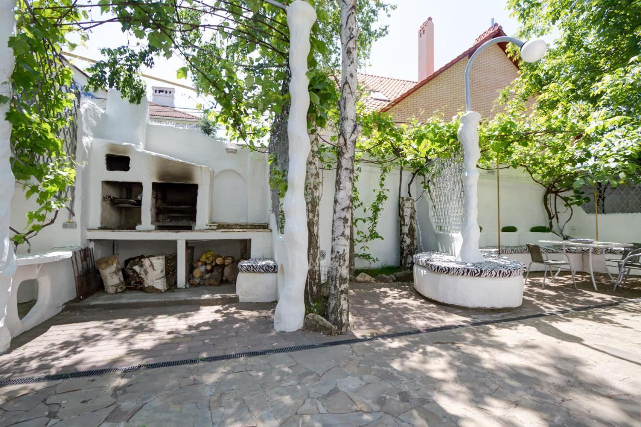 Riviera Apartments - Уединенный Отдых У Моря Odessa Exteriör bild